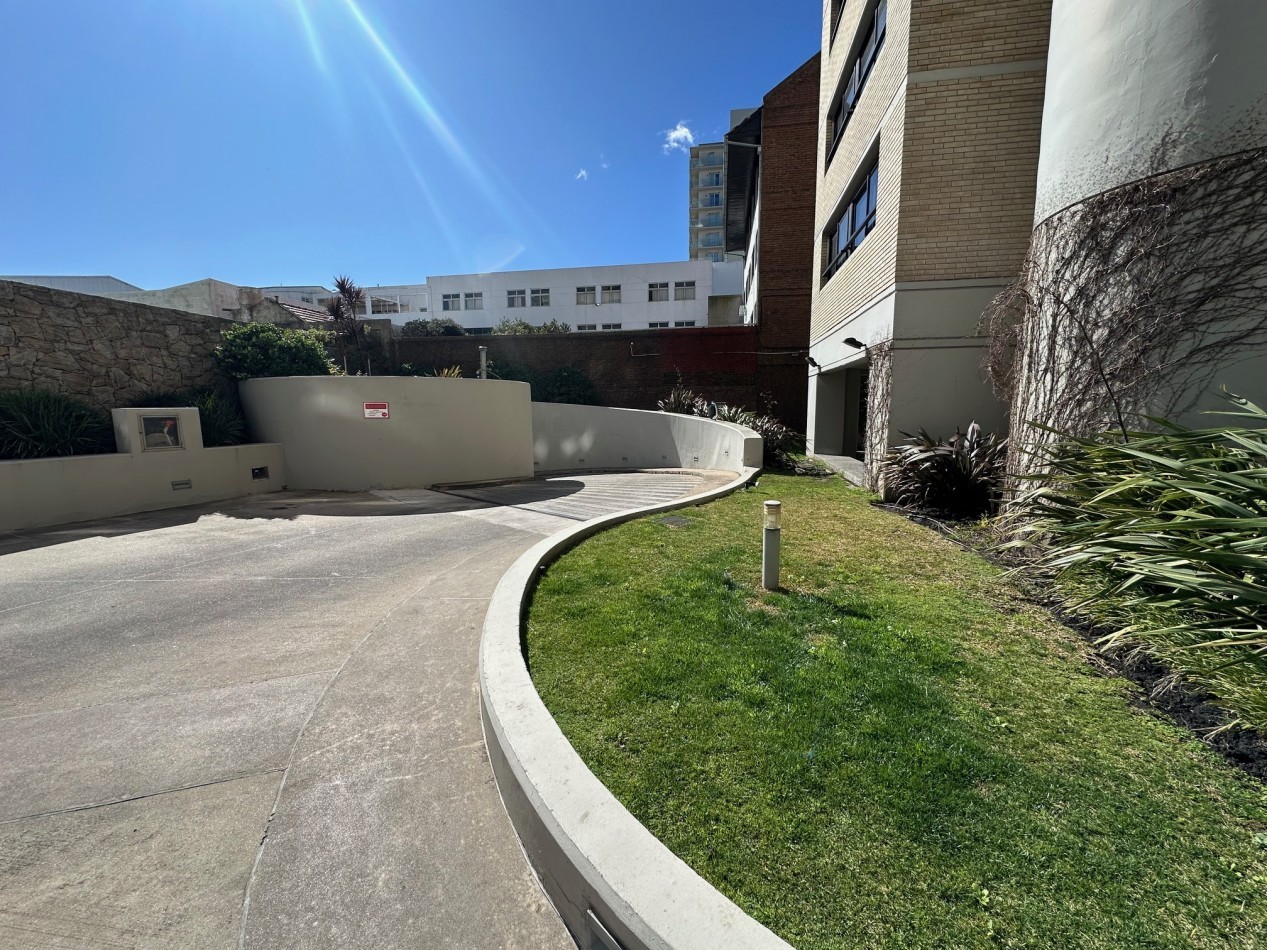 Venta Semipiso 4 ambientes con amenities y vista al mar Playa Grande