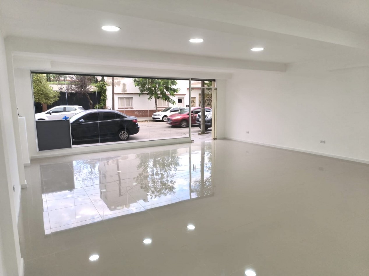Alquiler Local Comercial a Estrenar sobre calle San Juan