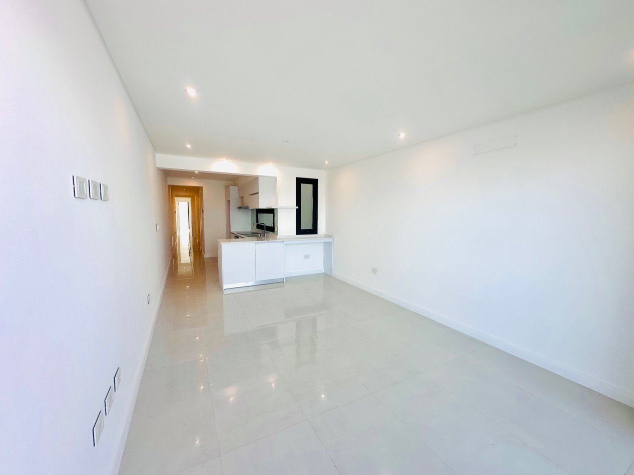 Semipiso a estrenar con vista plena frente al mar