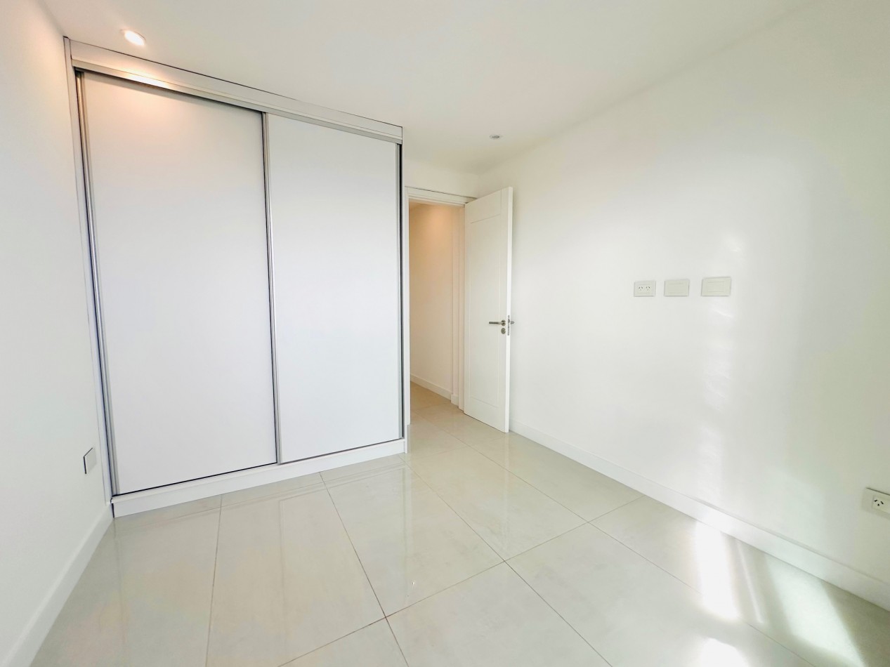 Semipiso a estrenar con vista plena frente al mar