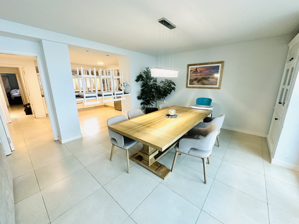  Semipiso 4 ambientes mas dependencia con amenities frente al mar