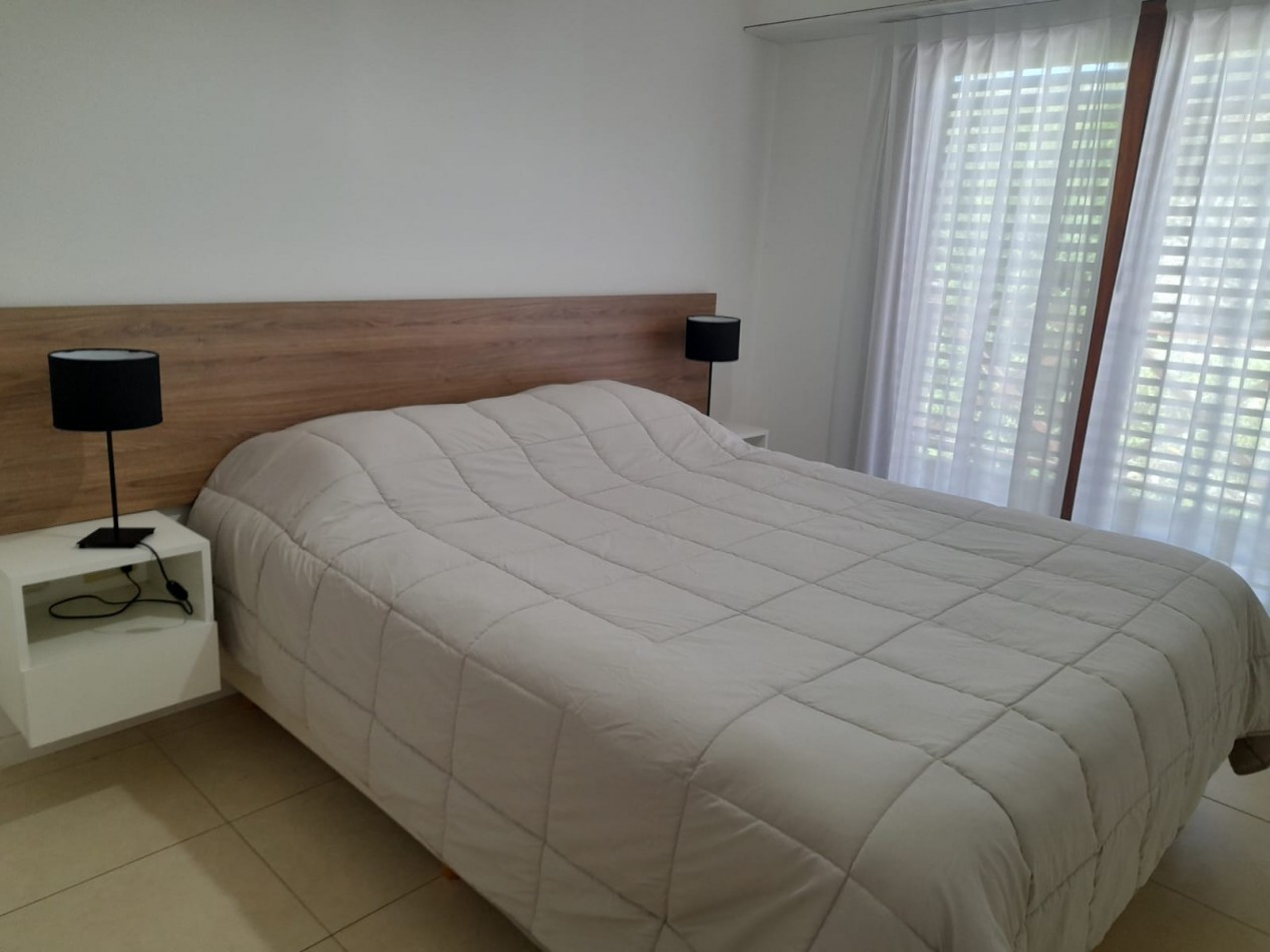 Alquiler Duplex 3 dormitorios con garage San Carlos