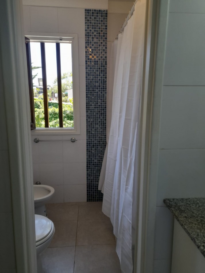 Alquiler Duplex 3 dormitorios con garage San Carlos