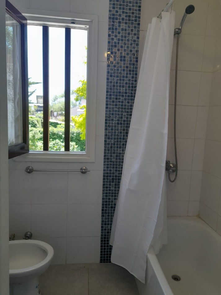 Alquiler Duplex 3 dormitorios con garage San Carlos