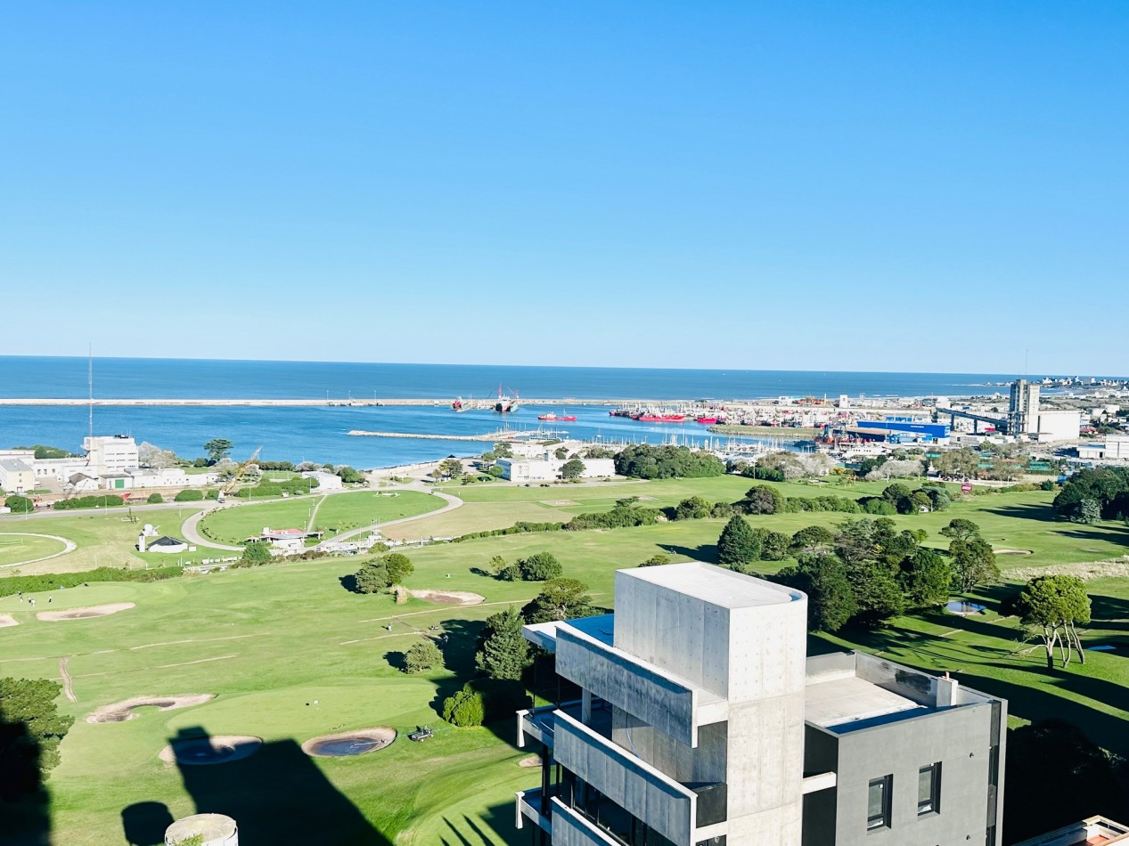 Semipiso 4 Ambientes en Edificio Torre con Amenities Playa Grande