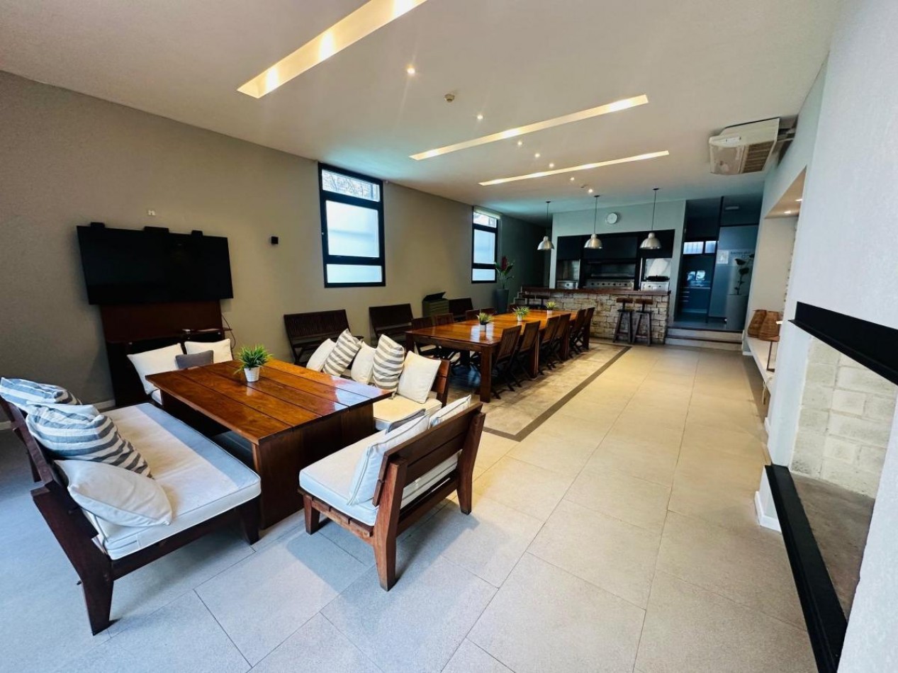 Semipiso 4 Ambientes en Edificio Torre con Amenities Playa Grande