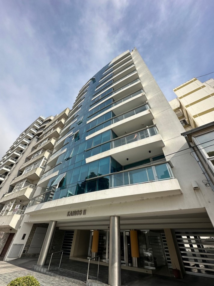 Venta amplio Semipiso con amenities y vista al mar