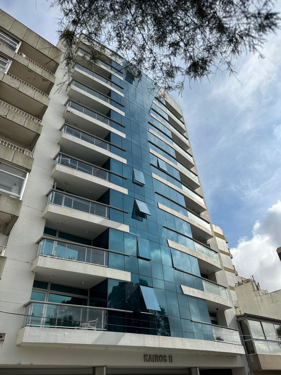  Semipiso 4 ambientes mas dependencia con amenities frente al mar