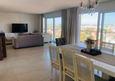 Piso en duplex con quincho, solarium y jacuzzi privado Playa Varese