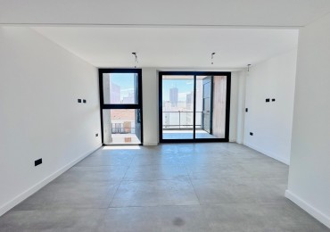 Semipiso al frente a estrenar con cochera zona Guemes