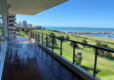 Piso 4 ambientes con dependencia, cochera doble y vista frente al mar Playa Grande